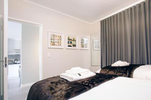 Gallery image of Superior Apartment Mayfair in Cape Town