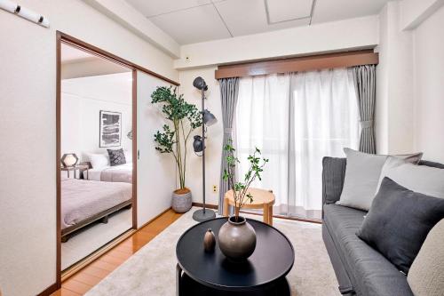 Shibuya Hotel 502