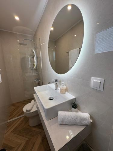 Symposio Apartments 3