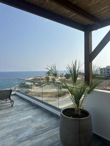 Seafront 3 bedroom penthouse in North Cyprus