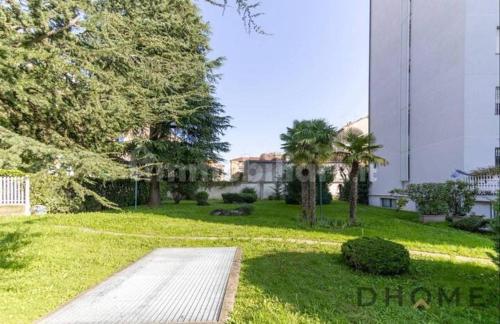 Casa Rosenfeld - Milan M3 PRADA