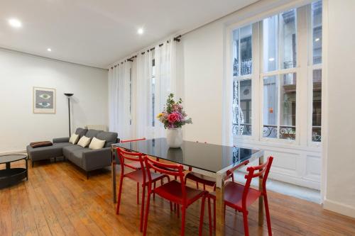 Amplio Apartamento en Casco Viejo - Corazón de Bilbao