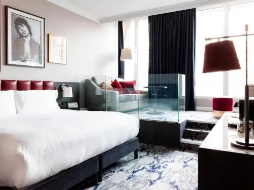 The Trafalgar St James London Curio Collection by Hilton photo 20