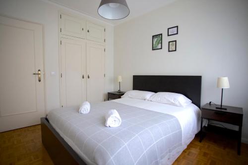 2Bedroom Flat - Families, remote work, downtown - Private Garage