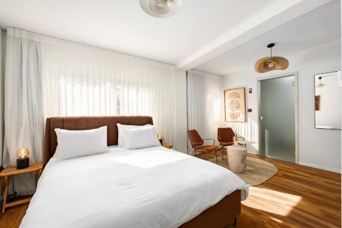 One Apartments TLV