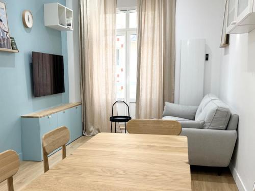 Le Cap 101, Au pied de la digue de Wimereux