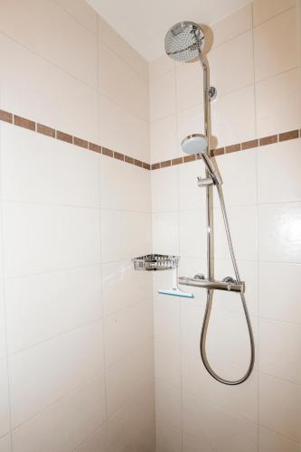 Un baño de Cave Du Treyblanc