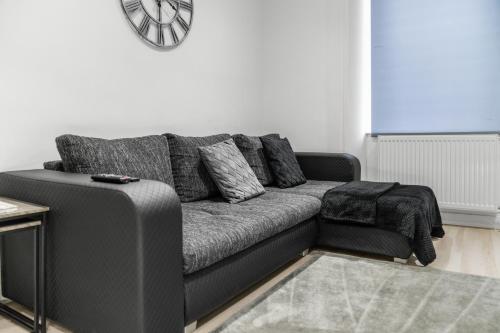 Upper Grove 2 Bedroom Apartment - Edinburgh photo 13