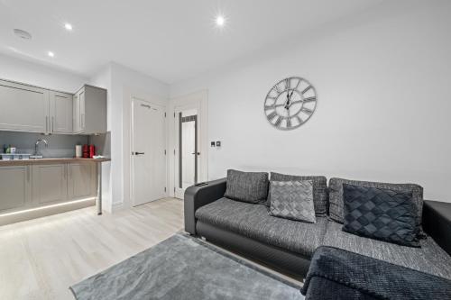 Upper Grove 2 Bedroom Apartment - Edinburgh photo 12