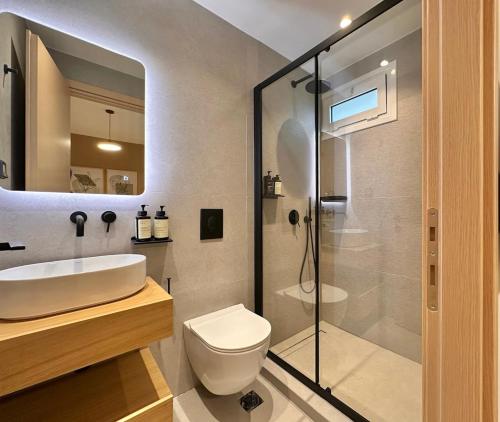 Ako235 - 2BR Metaxourgeio 5th Floor with Jacuzzi