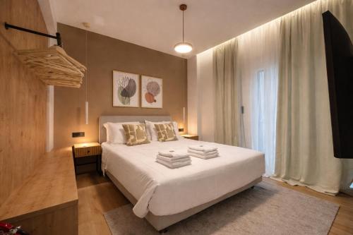 Ako235 - 2BR Metaxourgeio 5th Floor with Jacuzzi