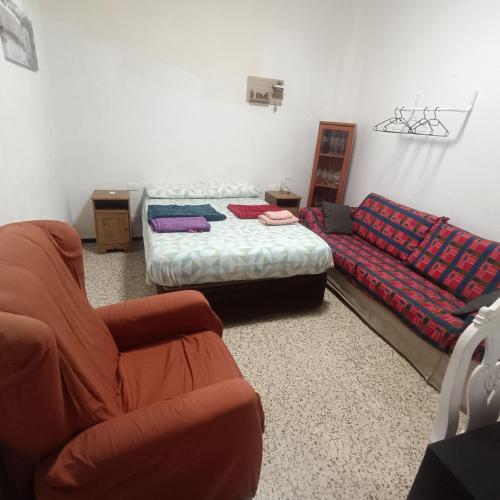 Cozy Private Room Near Las Canteras Beach in Las Palmas