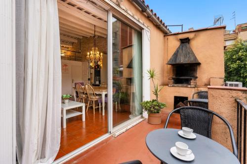 Gràcia Loft Terrace BBQ AC & Fiber Wi-Fi