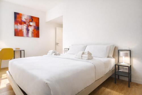 Elegantis Aventino Suite Apartment - Colosseo, Metro and Circo Massimo Nearby