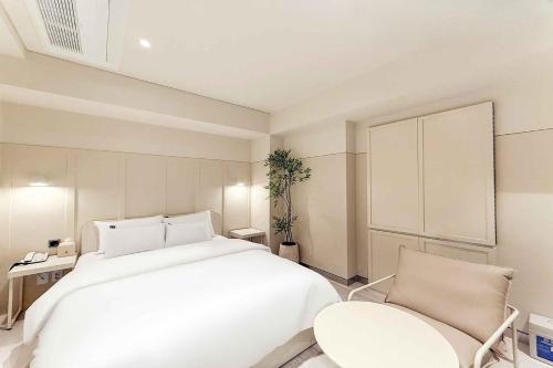 Gallery image of Sinchon Hotel GAEUL in Seoul