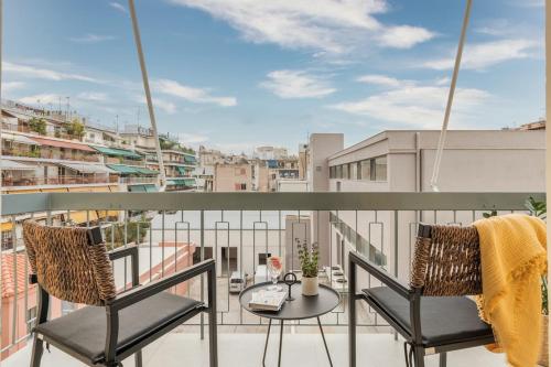 Peacefull Family APT W Sunny Balcony in Kallithea