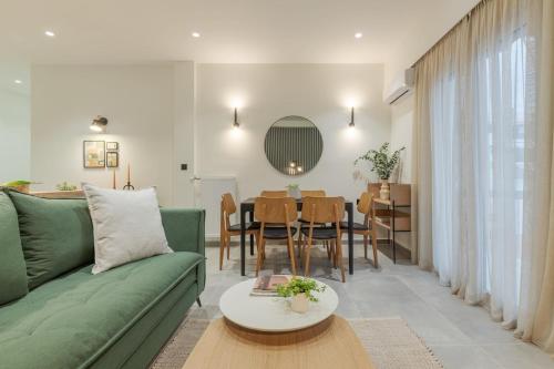Peacefull Family APT W Sunny Balcony in Kallithea