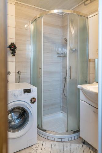 Kylpyhuone majoituspaikassa Apartment Dijak