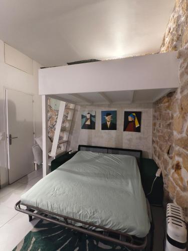 Studio calme pour 4 au cœur du Marais
