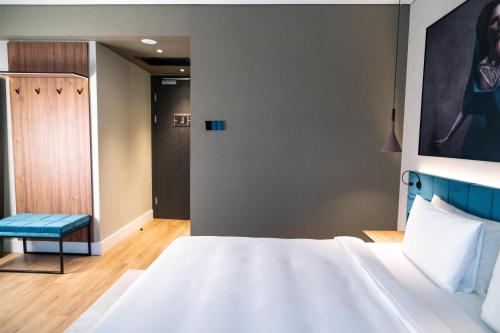 Radisson Blu Aurum Hotel, Brasov — Bedroom