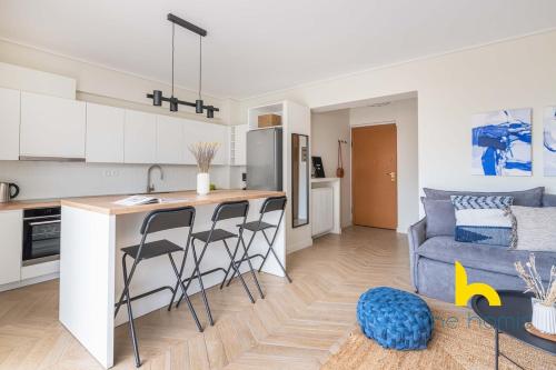 Sky-High Athenian Elegance Retreat With Views!