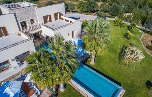an aerial view of a house with a swimming pool at Son Sard Nou in Son Servera