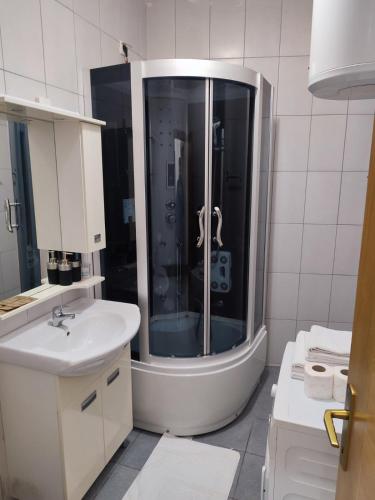 Bany a Park apartment