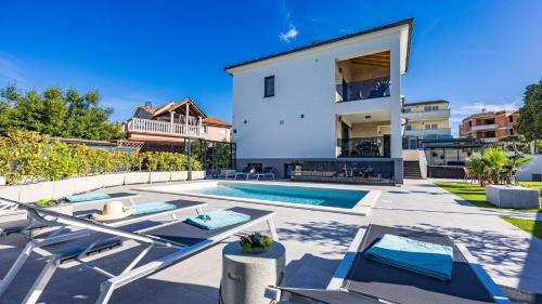 Villa Antares by Villas Guide