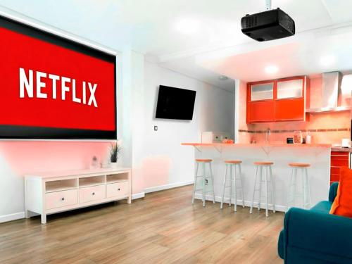 Triana Riverside & Home Cinema