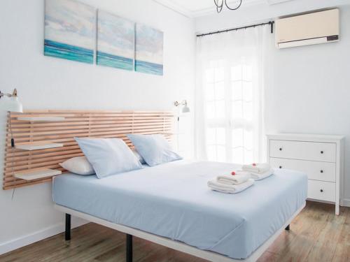 Riverside Apartment in Triana