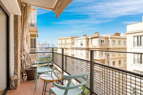 SOHO 2 bedrooms apt NEXT TO THE BEACH