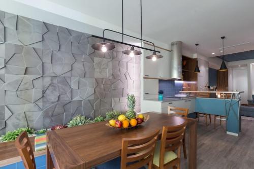 Charming Flat - Garage by Host Wise