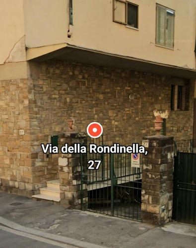 Zeus Rondinella Rooms