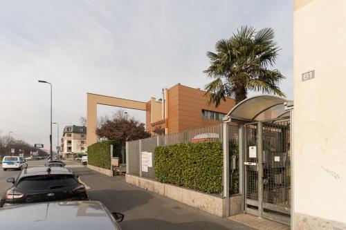 Urban Loft with pool table - M3 and Train station - Duomo in 10 min