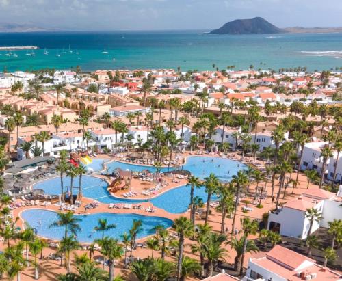 Casa Don Rodrigo Oasis Dunas, confort a pie de piscina