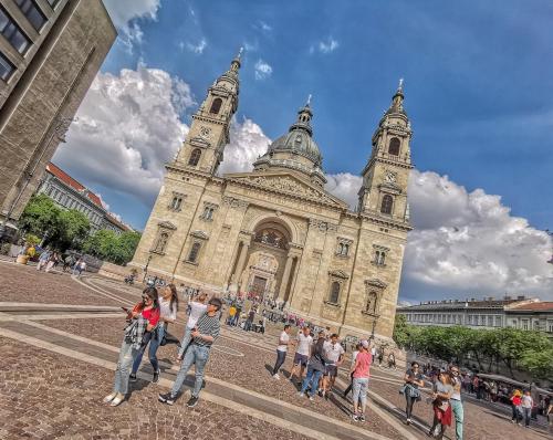 Danube Bridge Apartments