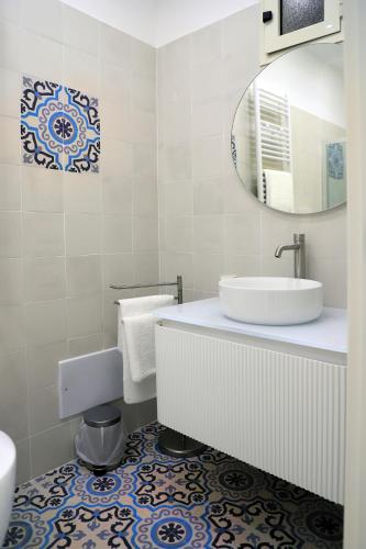 Sophia Suite