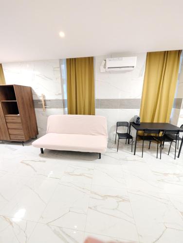 Comfortable Apartment in Lanstrasse Area BR1