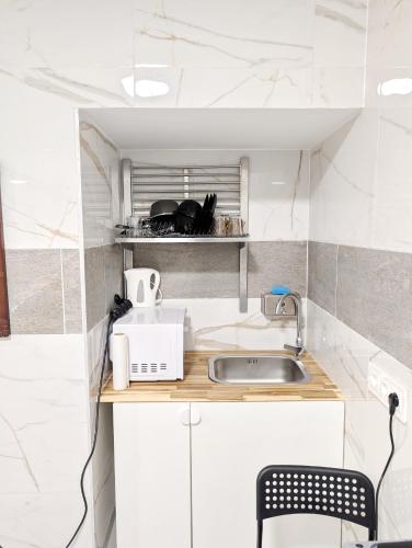 Cozy Apartment in Landstrasse area BR2