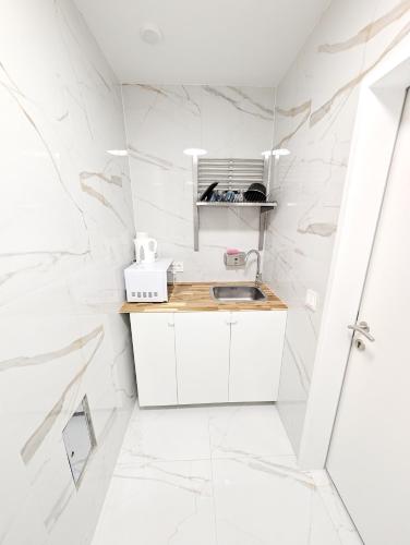 Comfortable Apartment in Lanstrasse Area BR3