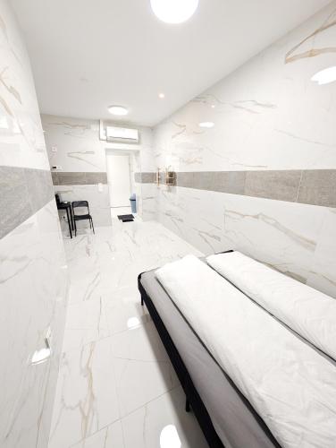 Comfortable Apartment in Lanstrasse Area BR3