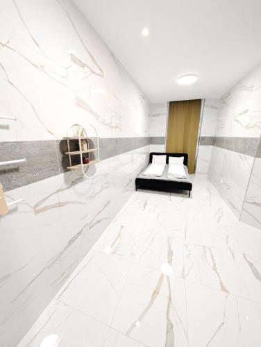 Comfortable Apartment in Lanstrasse Area BR3