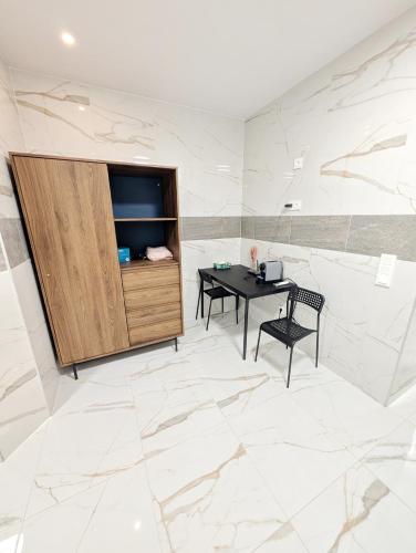 Comfortable Apartment in Lanstrasse Area BR3