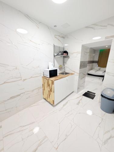 Comfortable Apartment in Lanstrasse Area BR4
