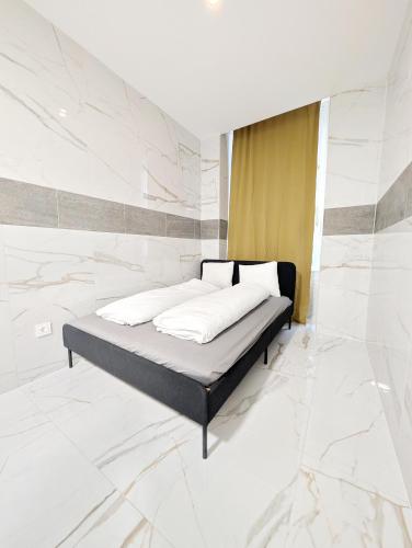 Comfortable Apartment in Lanstrasse Area BR4