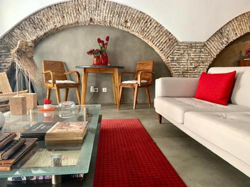 Old Stables Chiado Apartments