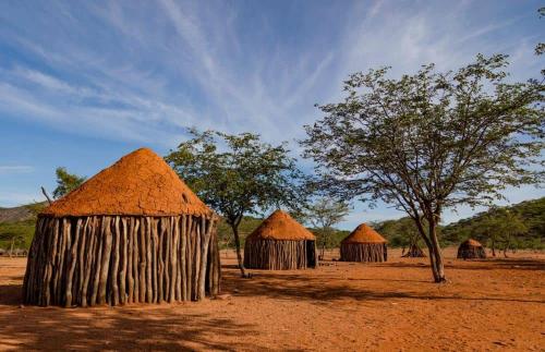 Ombango Himba Village and Camping