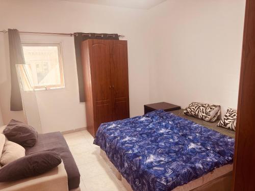 Llit o llits en una habitació de Bedroom separately
