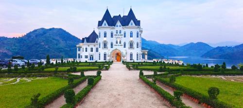 CHATEAU LE MARARA by ROYAL RETREAT