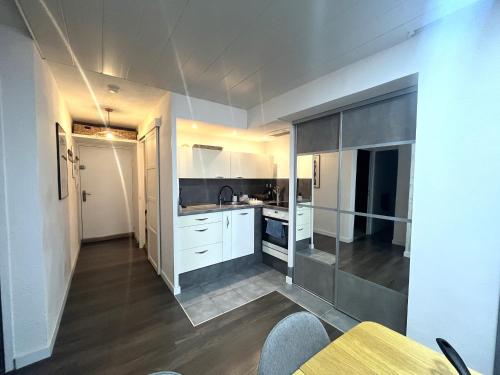 Appartement moderne avec terrasse à Sète